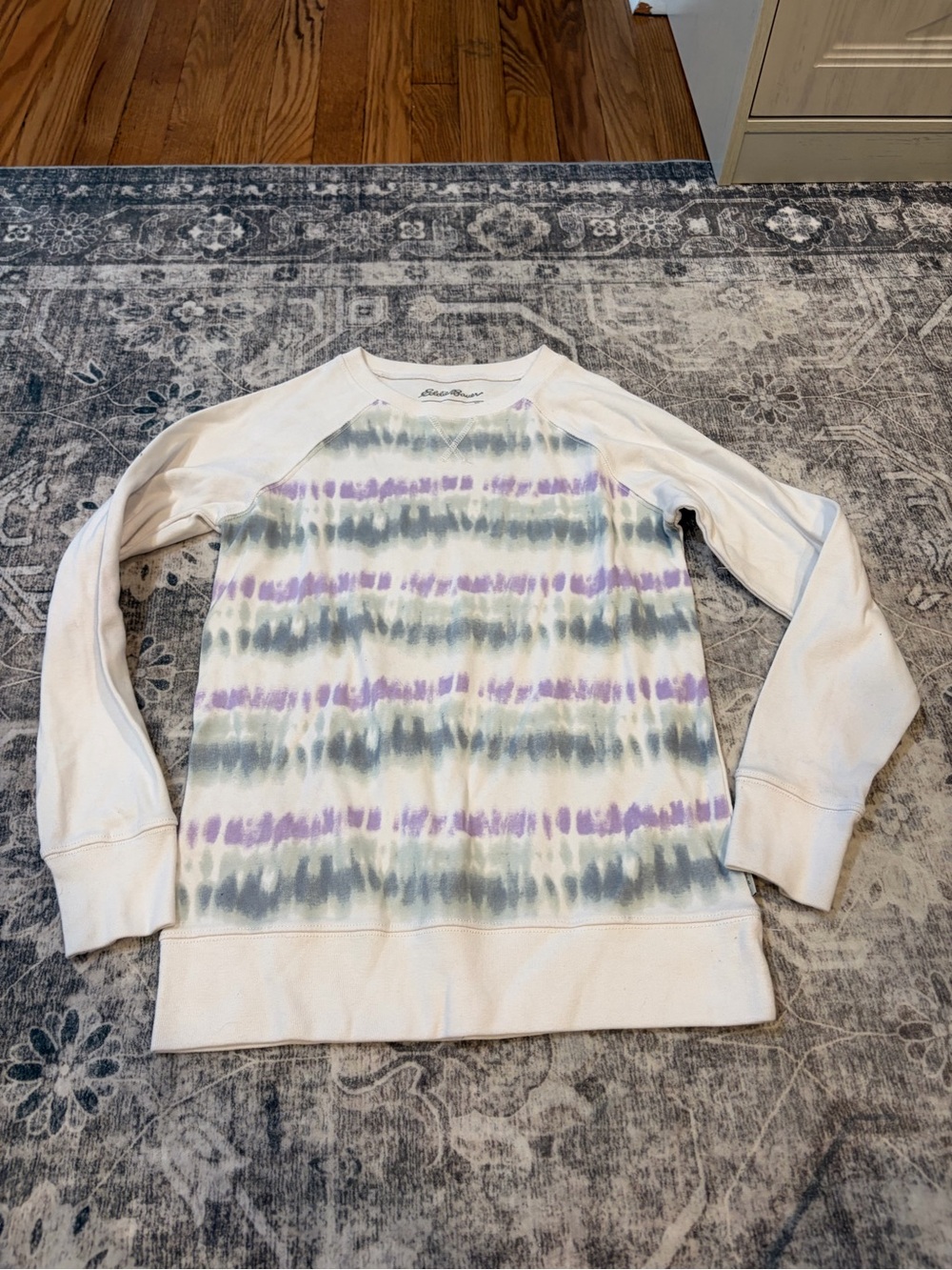 Eddie Bauer Cream Crewneck Sweatshirt with Lavender & Gray green Tie-Dye Stripes